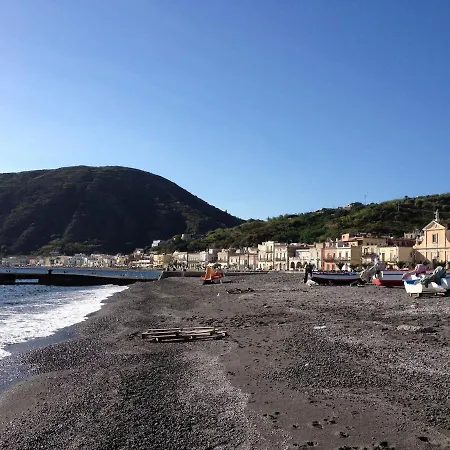 Zenzero Lipari Каннето